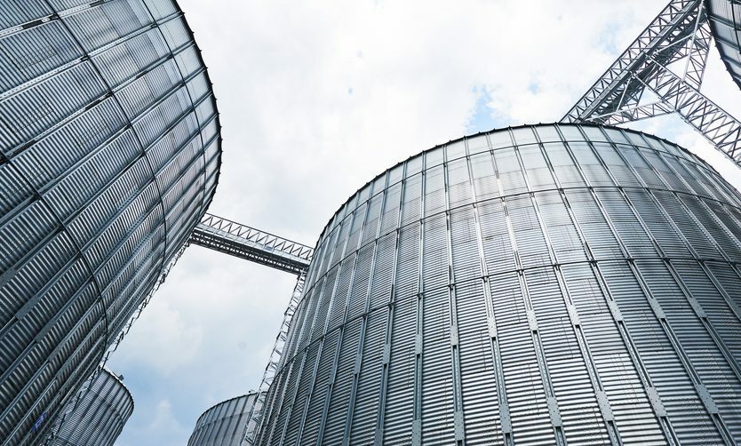 cropped-cropped-shutterstock_663438901-Ag-Silo-Building-Medium-11.jpg